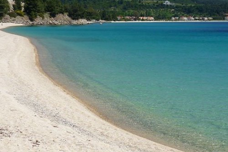 Lagomandra Beach